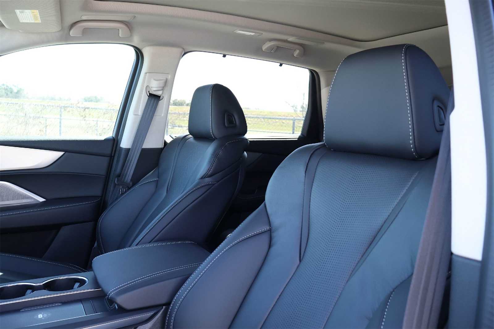 Thumbnail: 2026 Acura MDX - 11