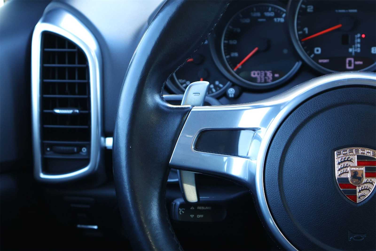 Thumbnail: 2014 Porsche Cayenne - 22