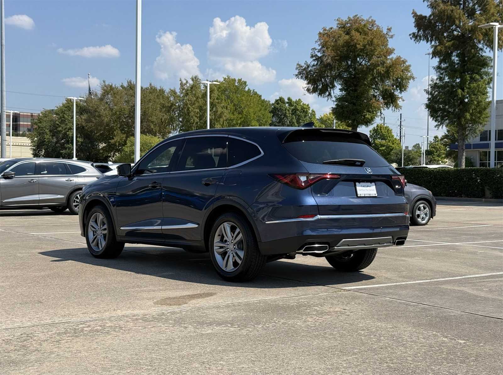 2025 Acura MDX Sport photo 2