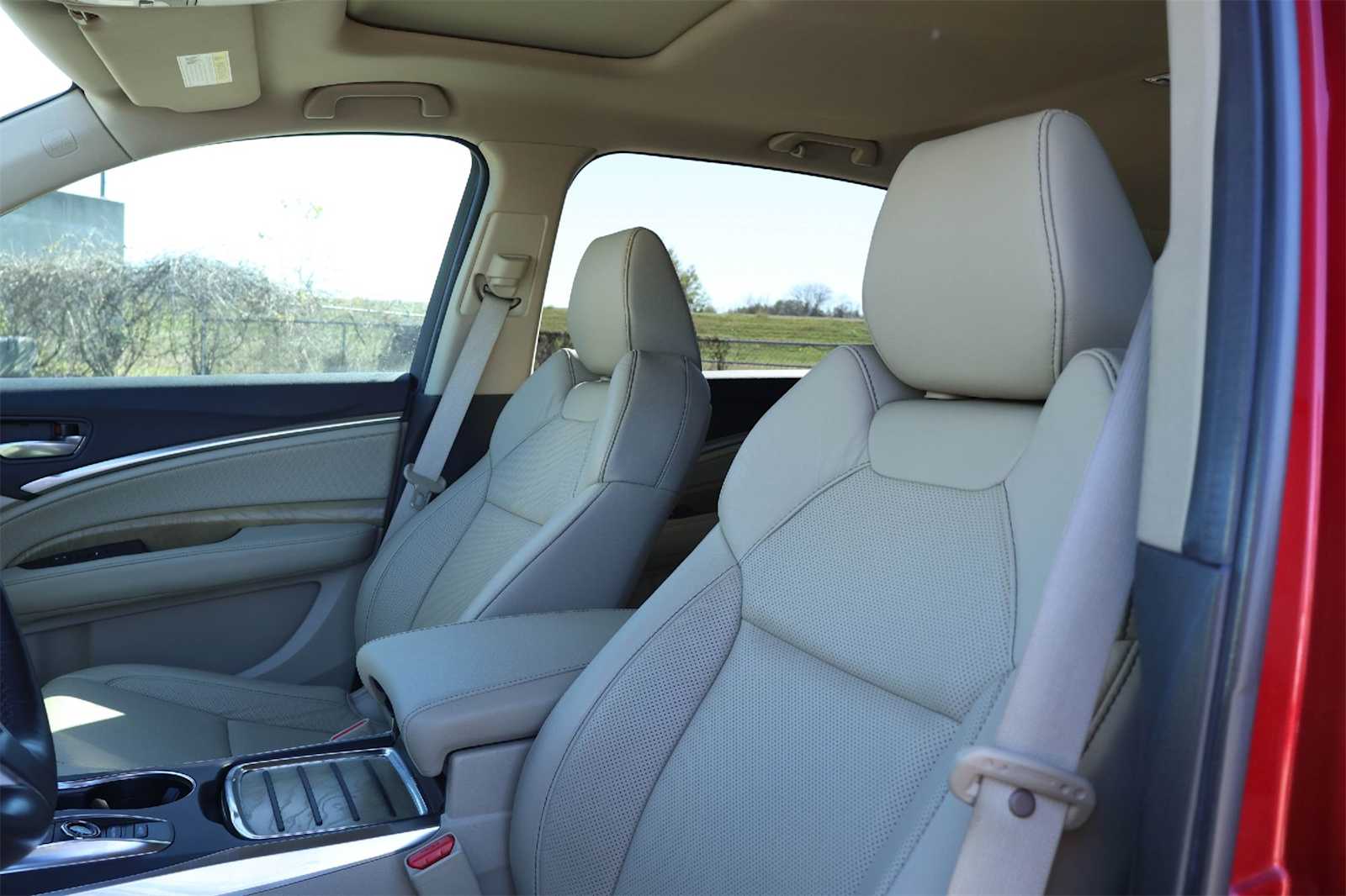 Thumbnail: 2020 Acura MDX - 11