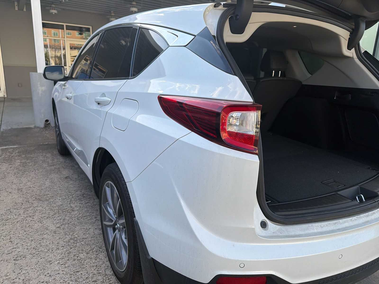 Thumbnail: 2023 Acura RDX - 7