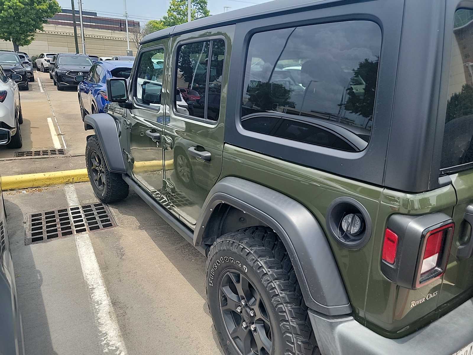 Thumbnail: 2022 Jeep Wrangler - 7