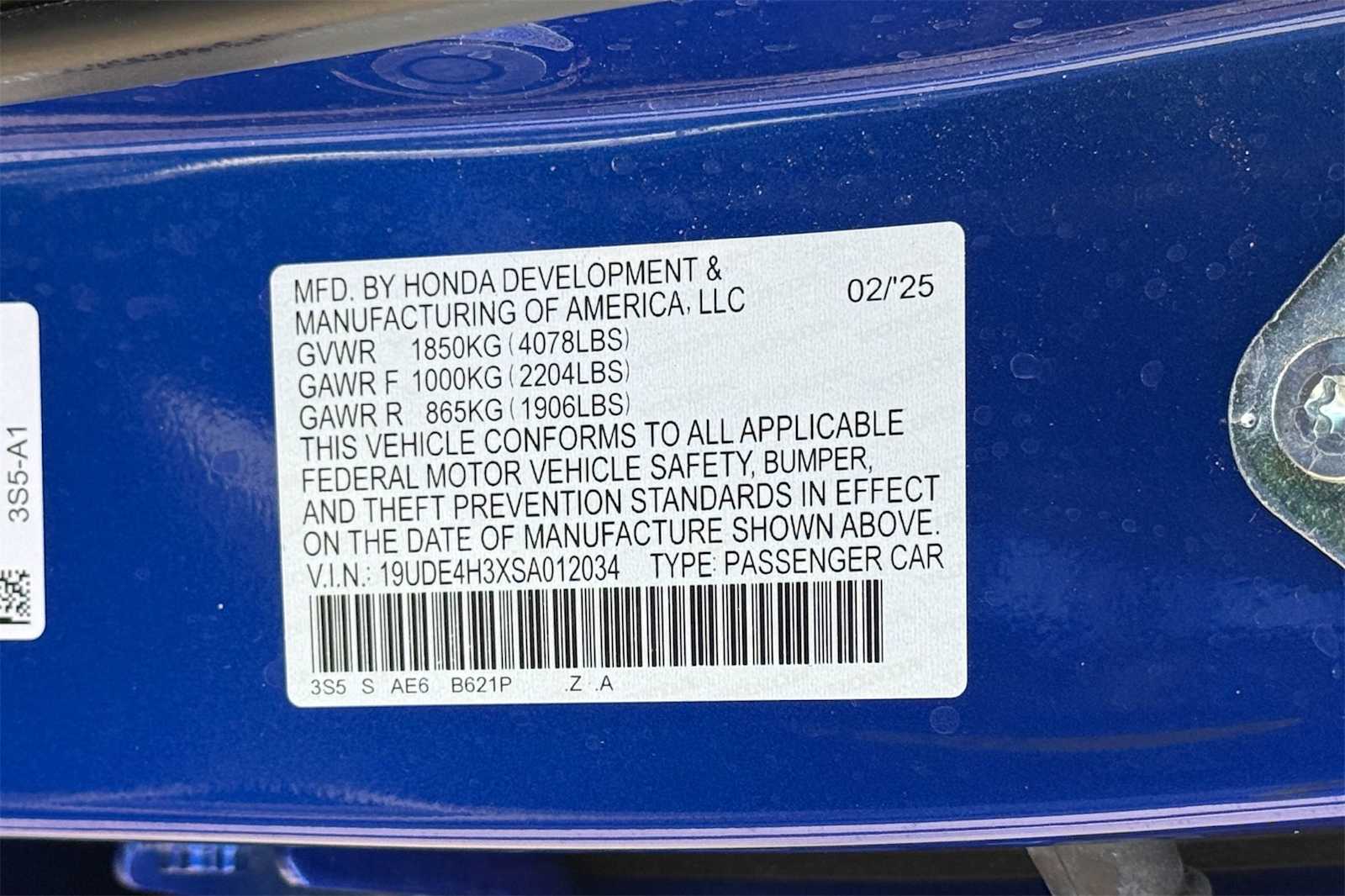 Thumbnail: 2025 Acura Integra - 21