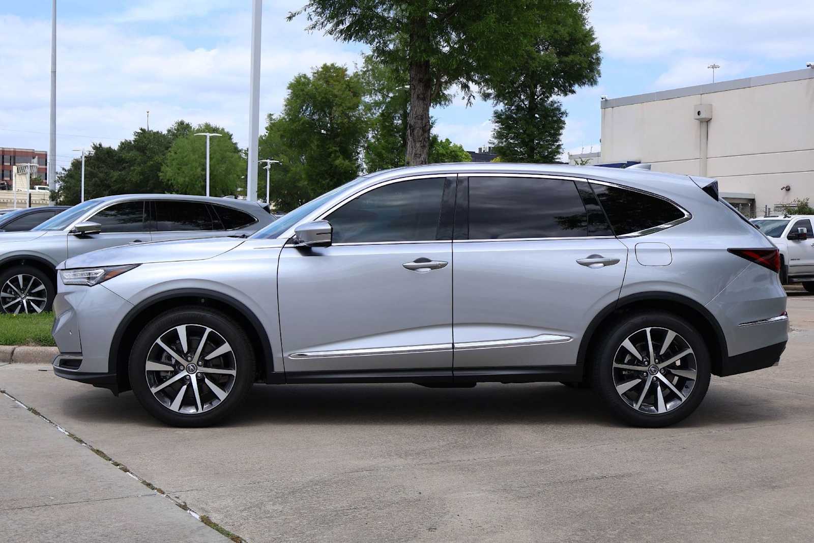 Thumbnail: 2026 Acura MDX - 3