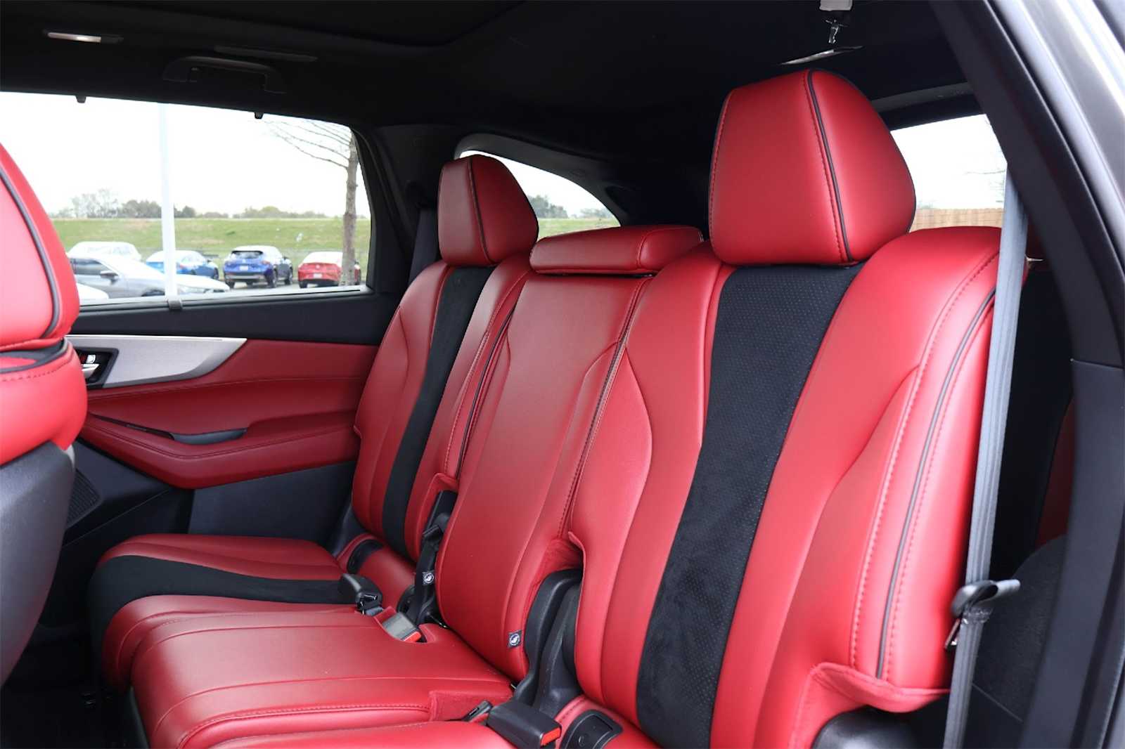 Thumbnail: 2025 Acura MDX - 13