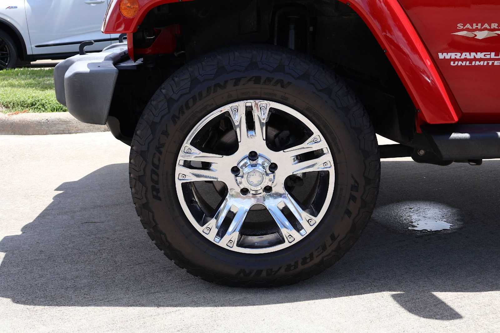 Thumbnail: 2012 Jeep Wrangler - 8