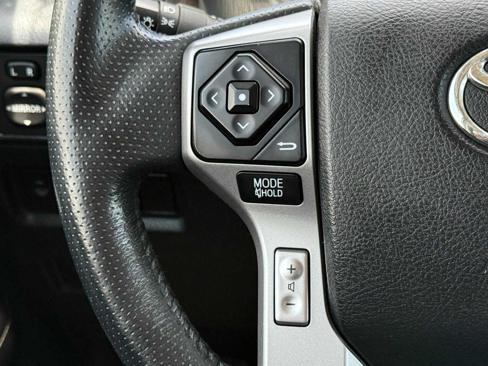 2017 Toyota 4Runner SR5 22