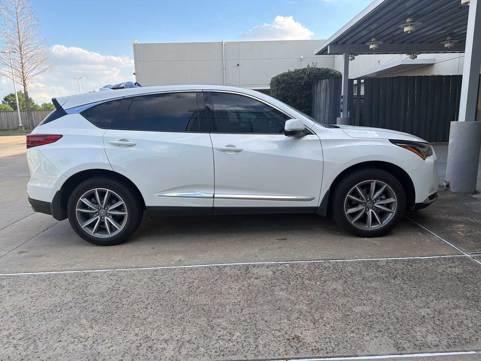 Thumbnail: 2023 Acura RDX - 4