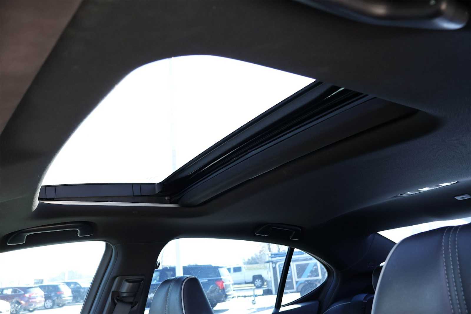 Thumbnail: 2018 Acura TLX - 29