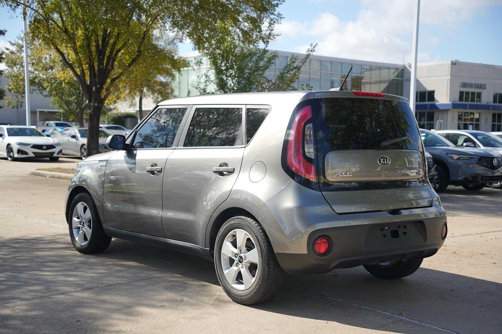Thumbnail: 2017 Kia Soul - 4