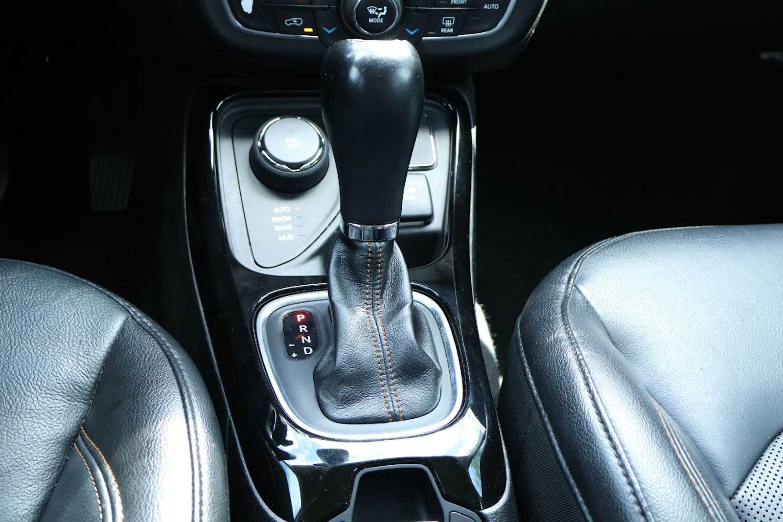 Thumbnail: 2018 Jeep Compass - 17