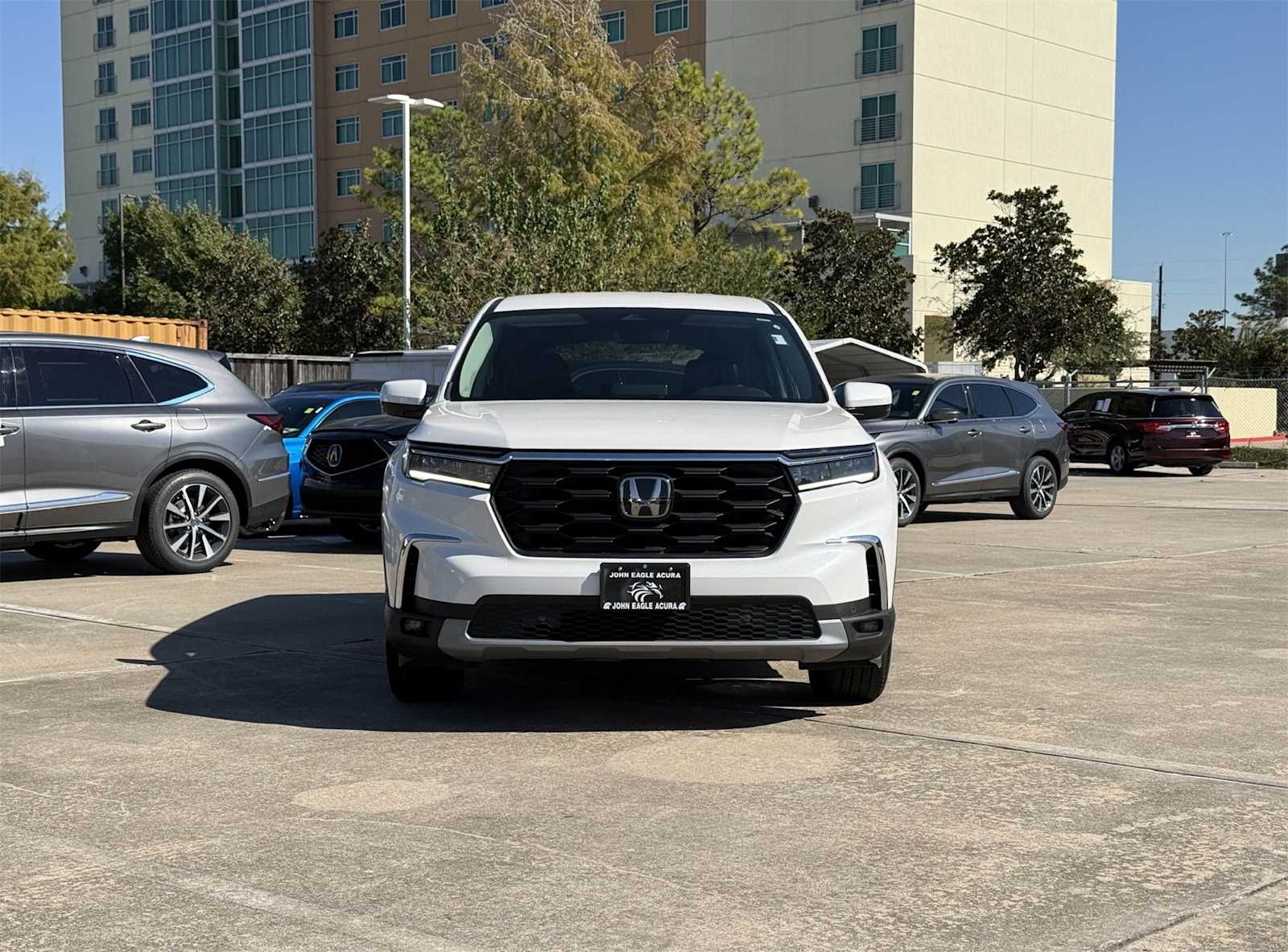 Thumbnail: 2023 Honda Pilot - 6