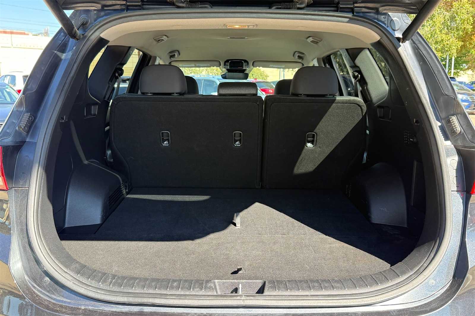 Thumbnail: 2023 Hyundai Santa Fe - 19