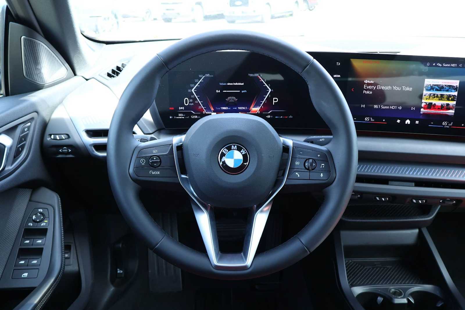 Thumbnail: 2025 BMW 2 Series - 15