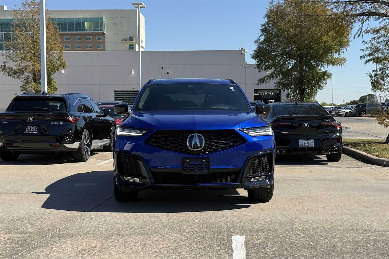 Thumbnail: 2025 Acura MDX - 6