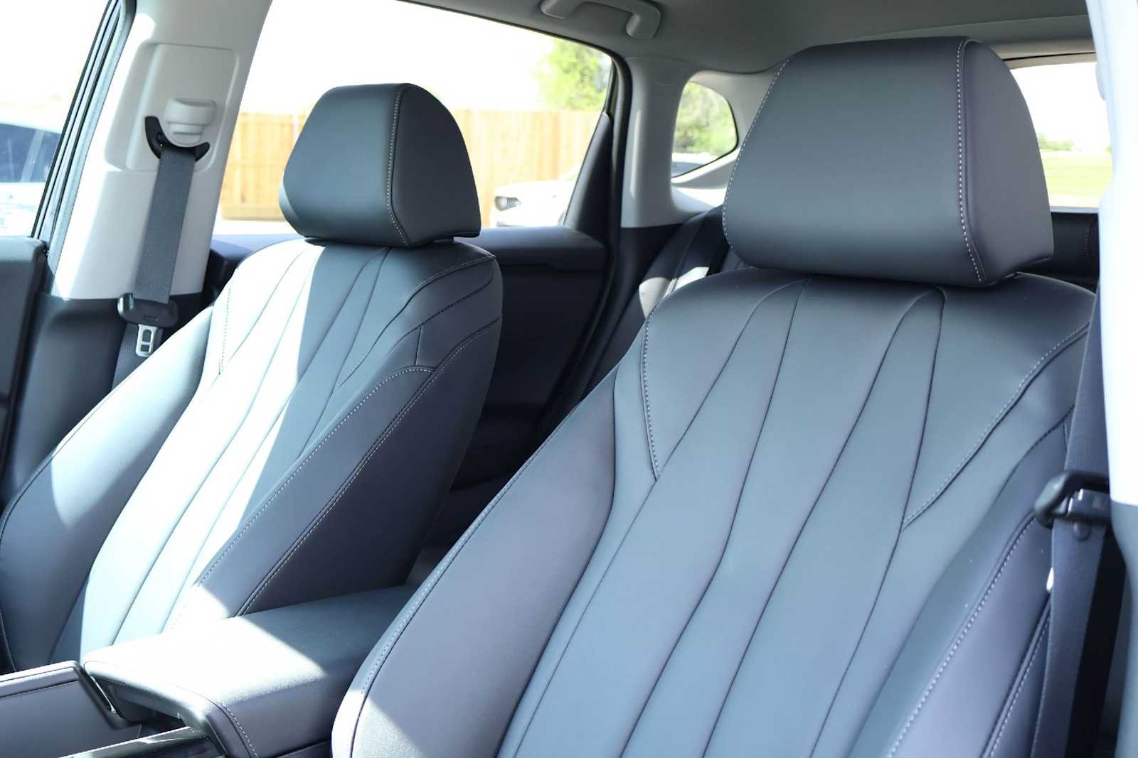 Thumbnail: 2025 Acura ADX - 11