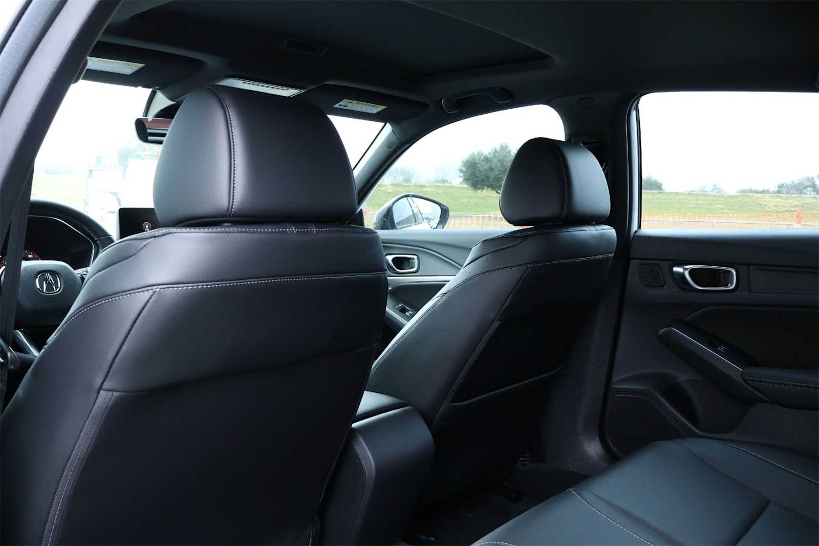 Thumbnail: 2025 Acura Integra - 12