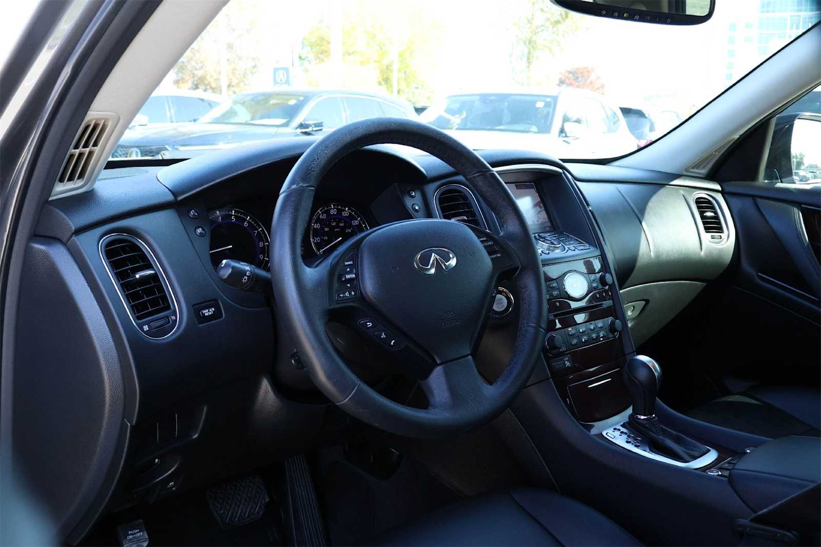 Thumbnail: 2017 INFINITI QX50 - 2