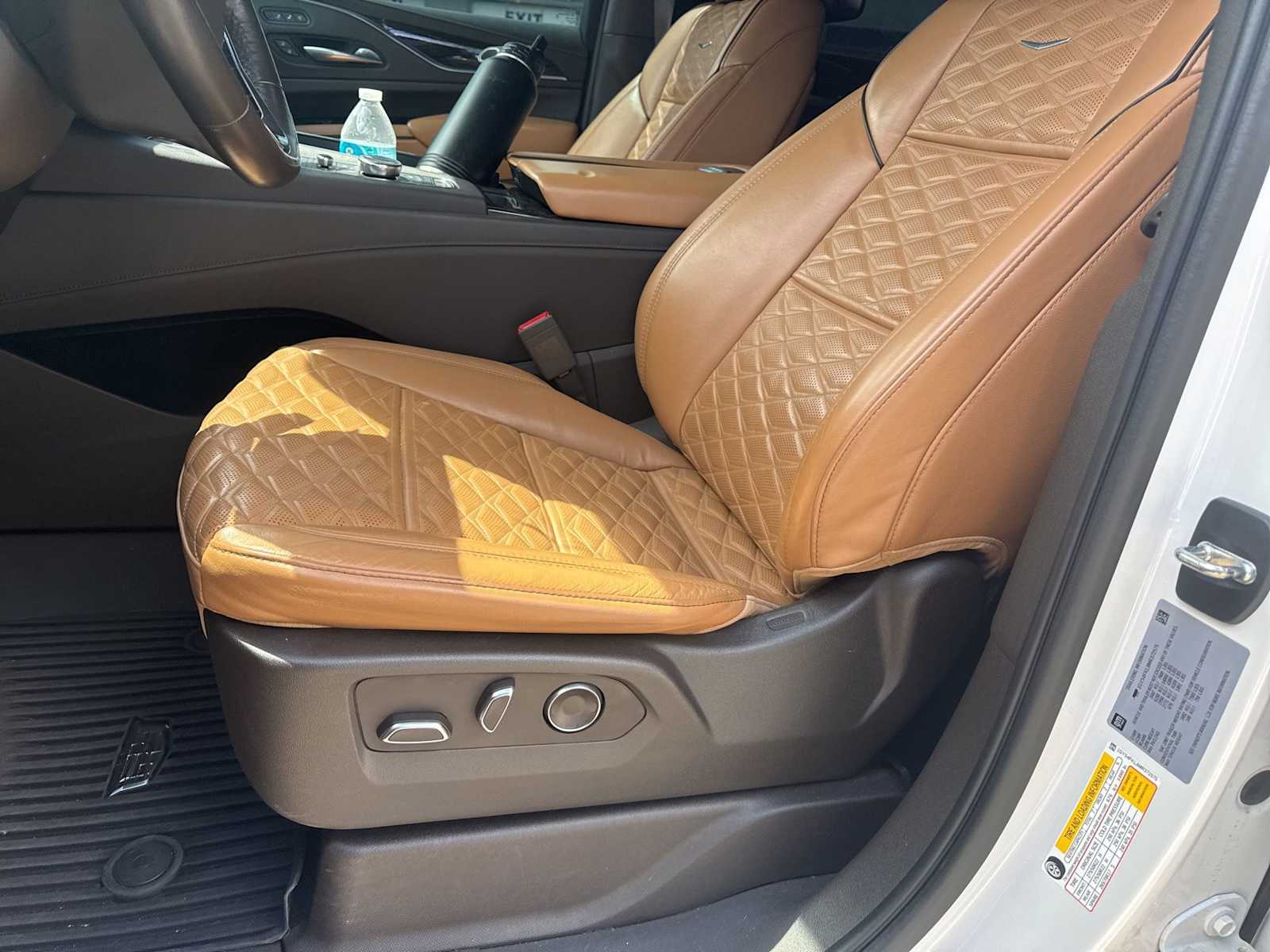 Thumbnail: 2021 Cadillac Escalade - 6