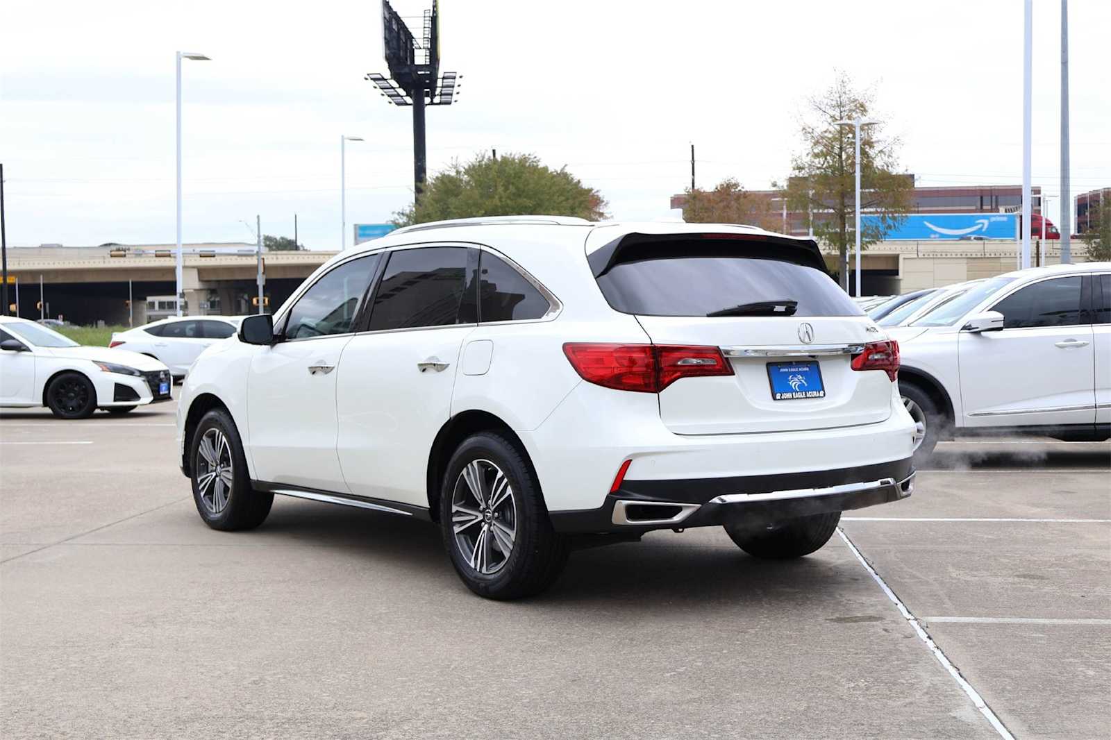 Thumbnail: 2017 Acura MDX - 4