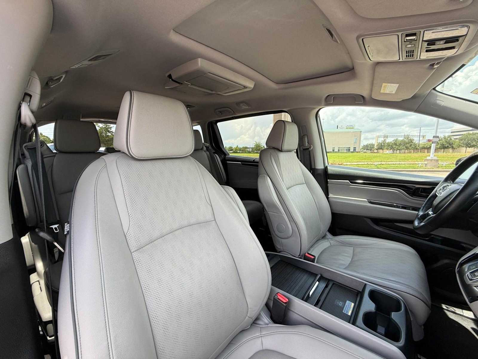 Thumbnail: 2023 Honda Odyssey - 14