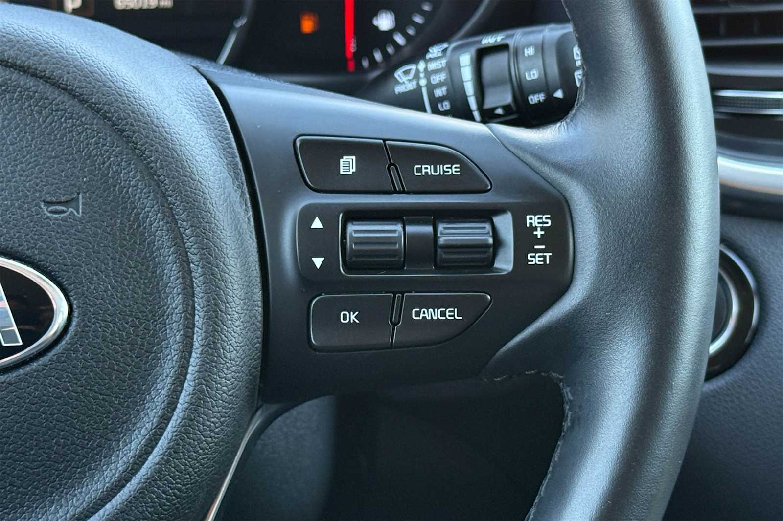 Thumbnail: 2018 Kia Sorento - 23