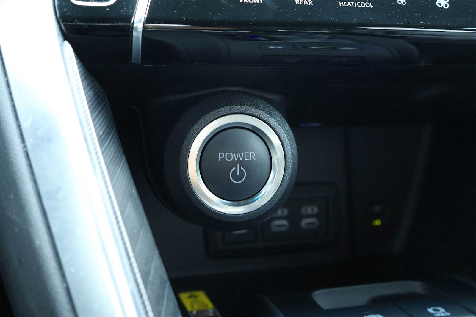 Thumbnail: 2024 Toyota Venza - 27