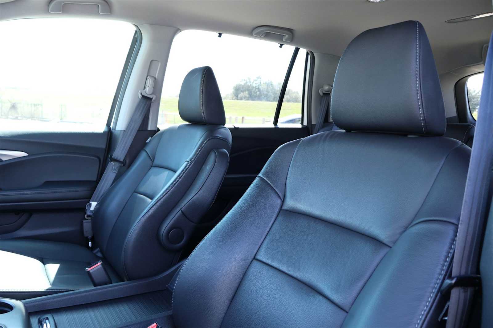 Thumbnail: 2022 Honda Pilot - 11