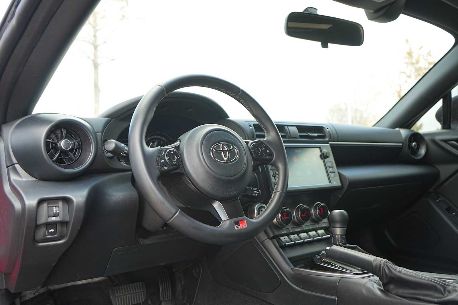 Thumbnail: 2022 Toyota GR86 - 2