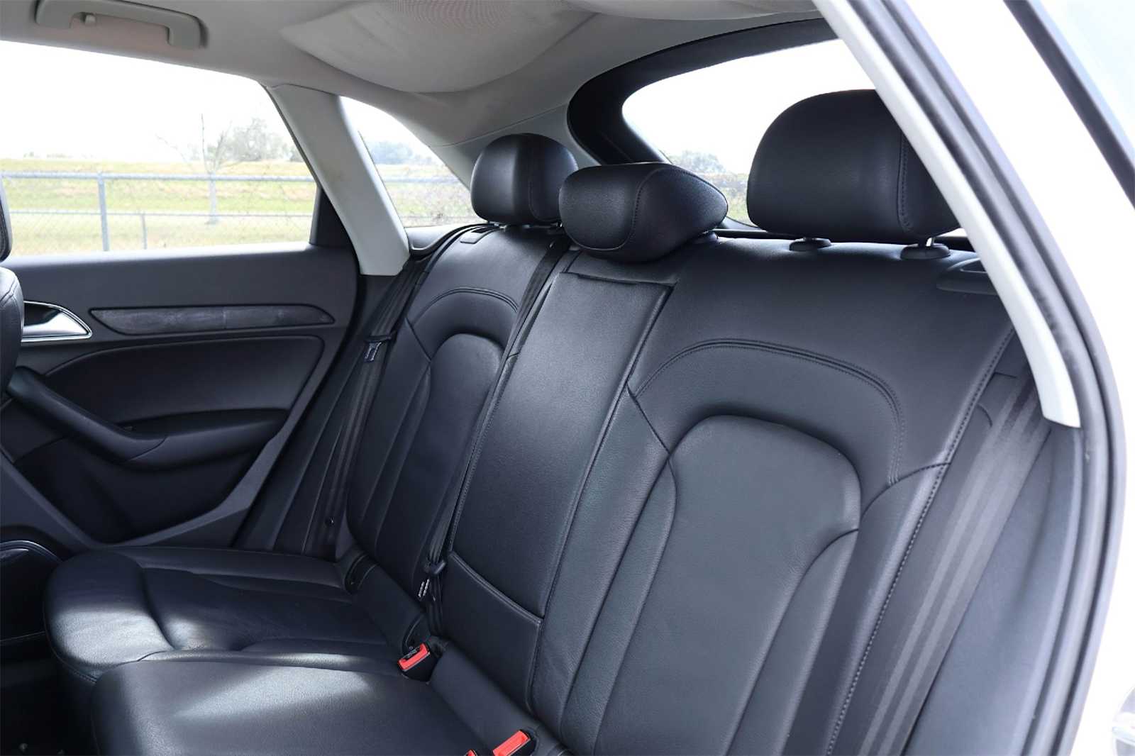 Thumbnail: 2015 Audi Q3 - 13