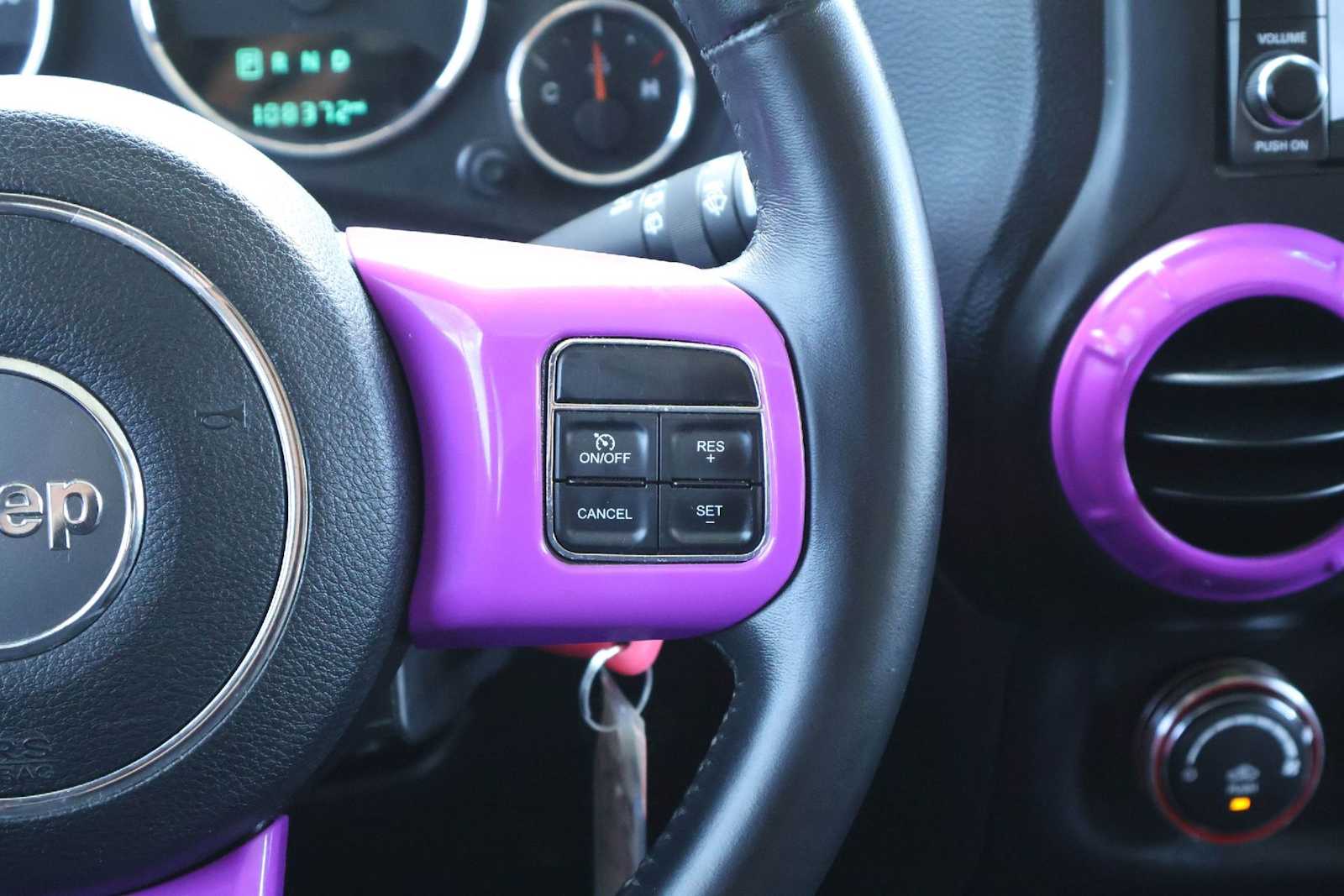 Thumbnail: 2016 Jeep Wrangler - 22