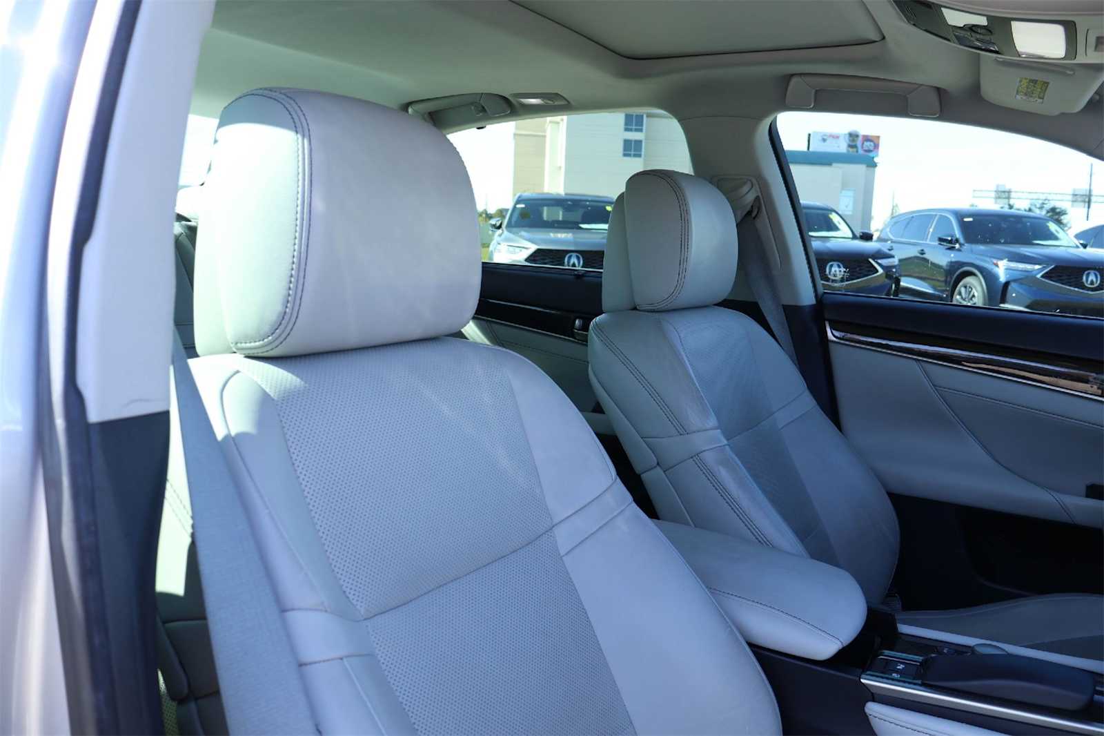 Thumbnail: 2014 Lexus GS - 14