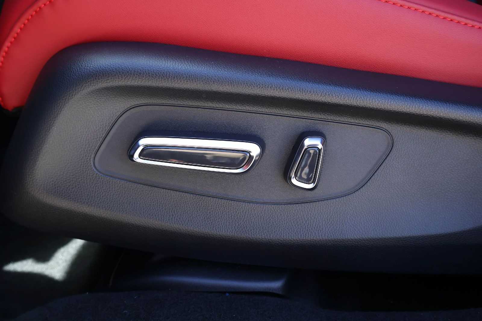 Thumbnail: 2025 Acura ADX - 24