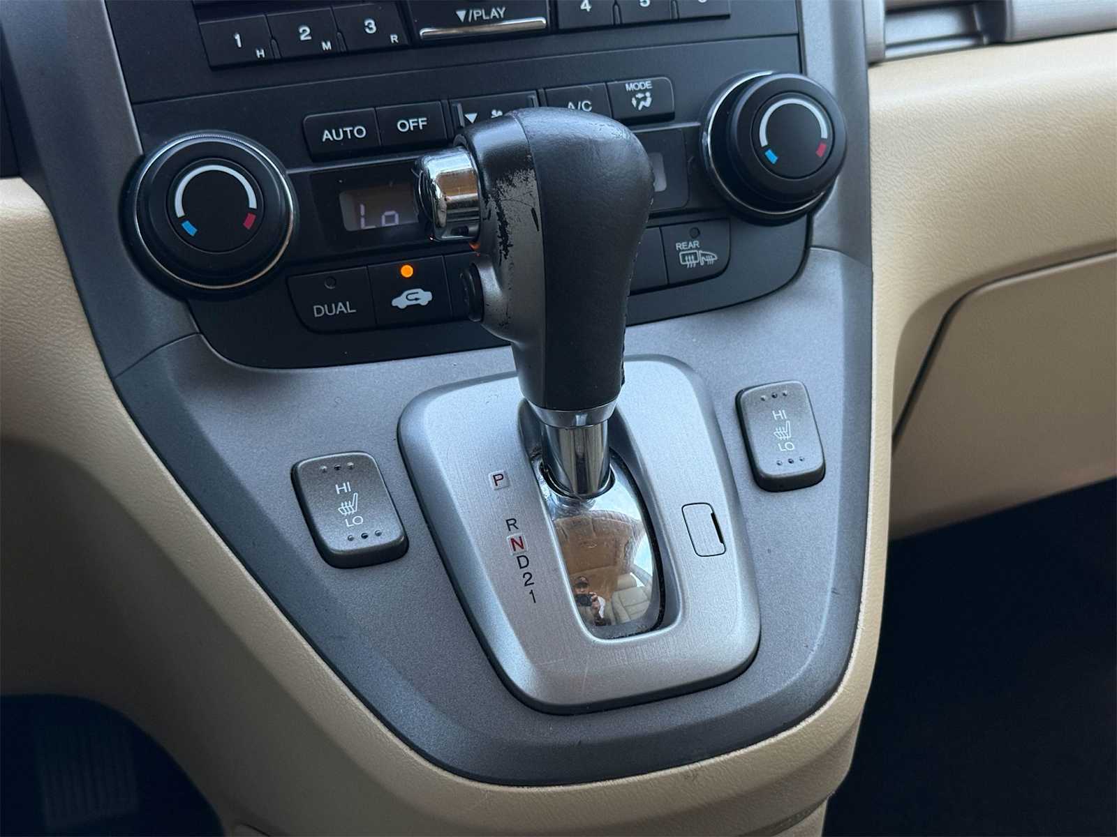 Thumbnail: 2011 Honda CR-V - 17