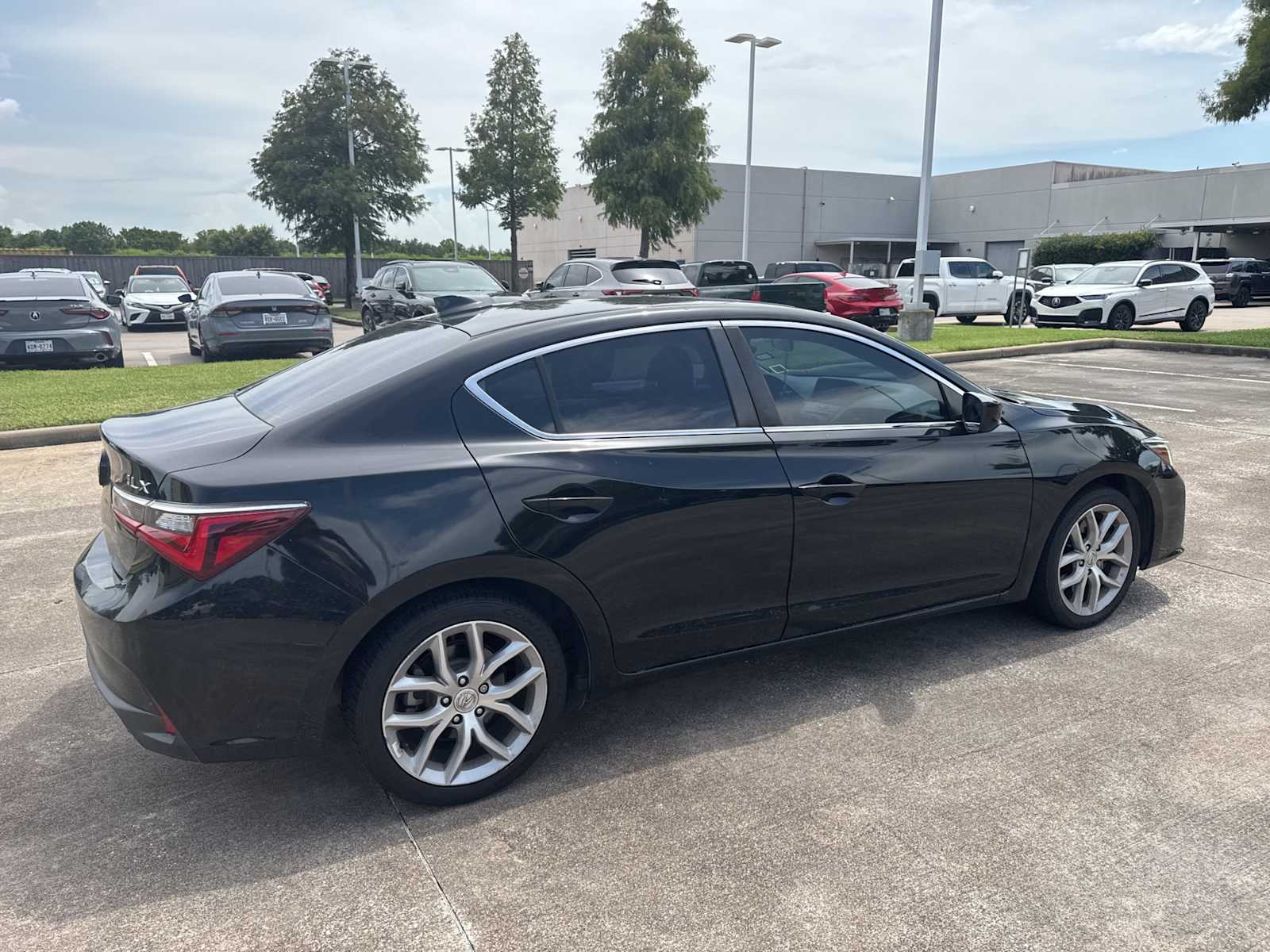 Thumbnail: 2019 Acura ILX - 4
