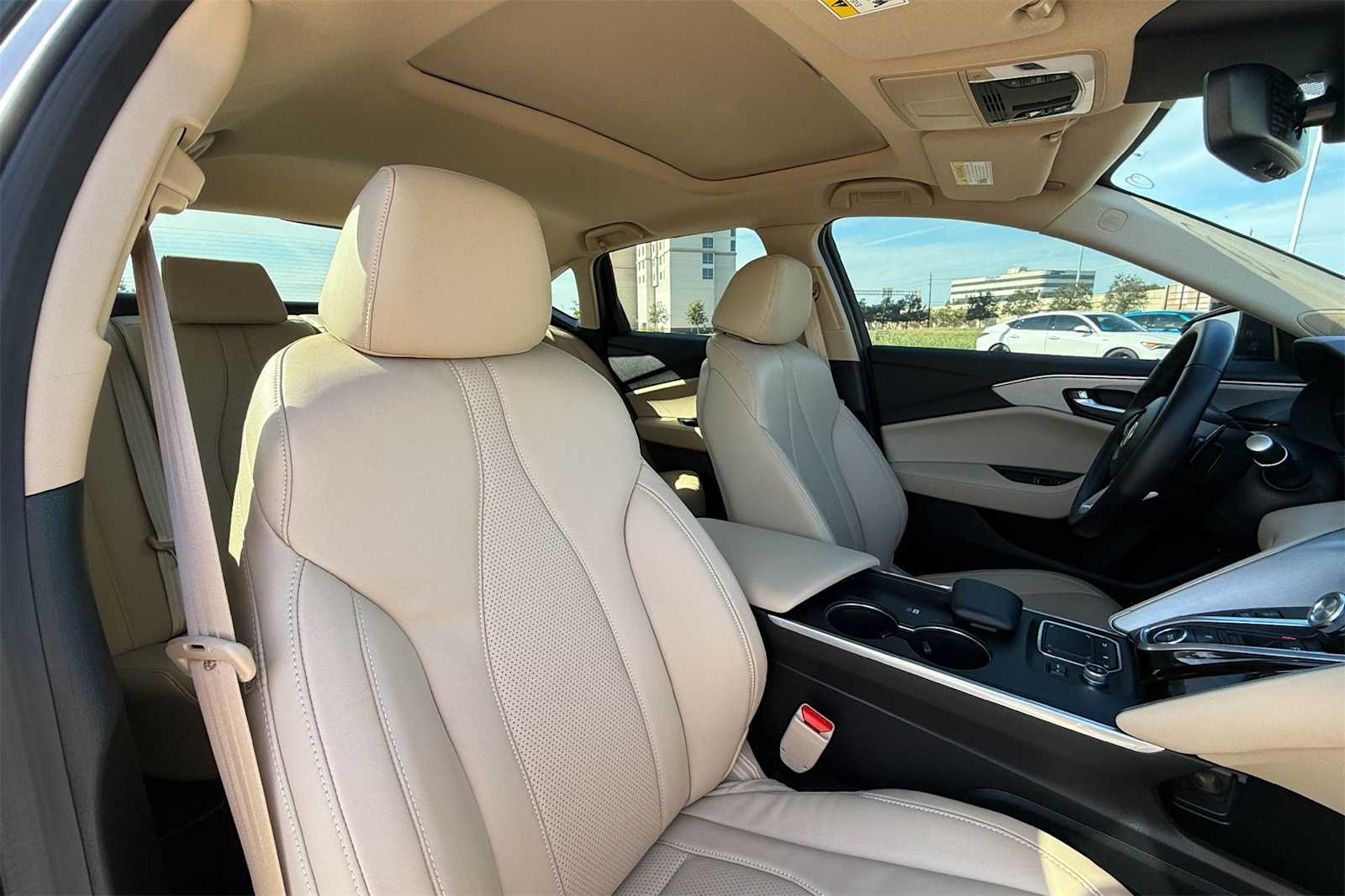 Thumbnail: 2025 Acura TLX - 14