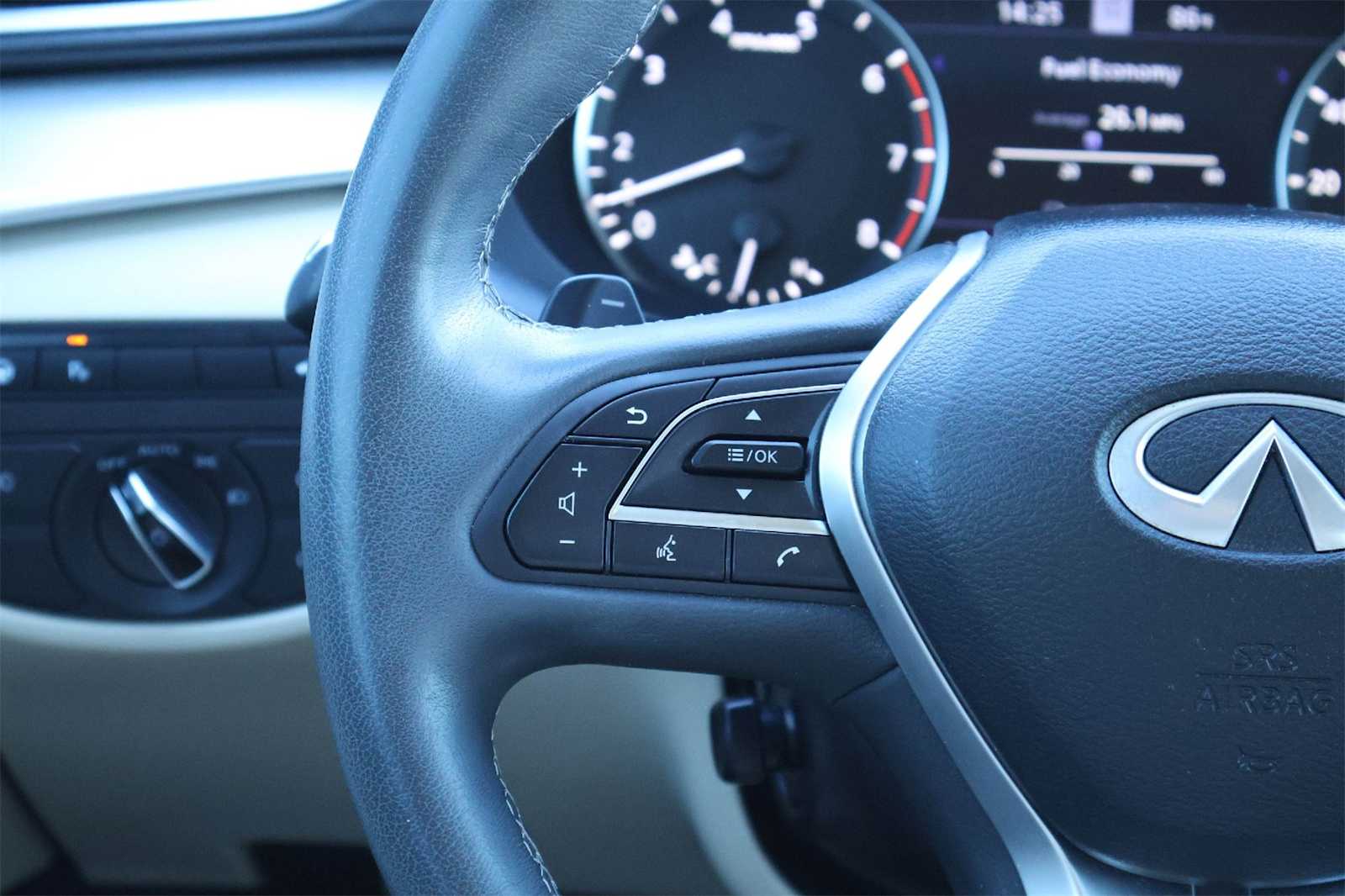 Thumbnail: 2021 INFINITI QX50 - 21