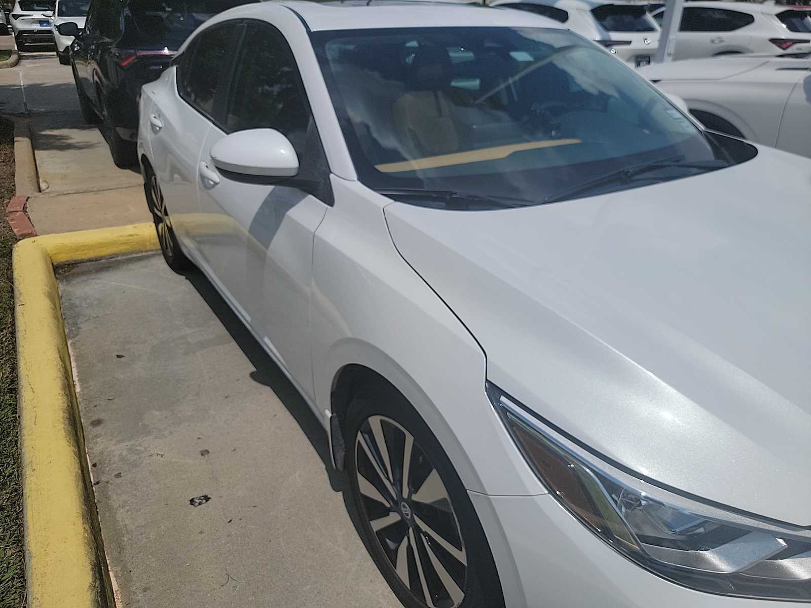Thumbnail: 2022 Nissan Sentra - 3