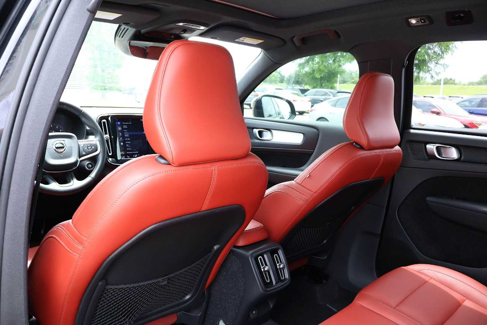 Thumbnail: 2019 Volvo XC40 - 11