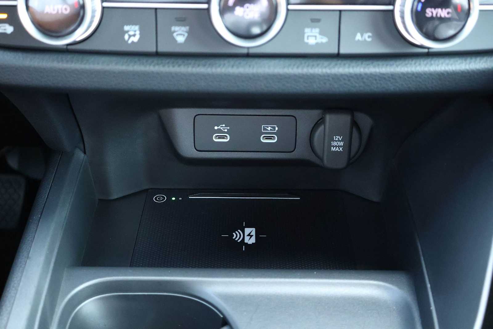 Thumbnail: 2025 Acura ADX - 26