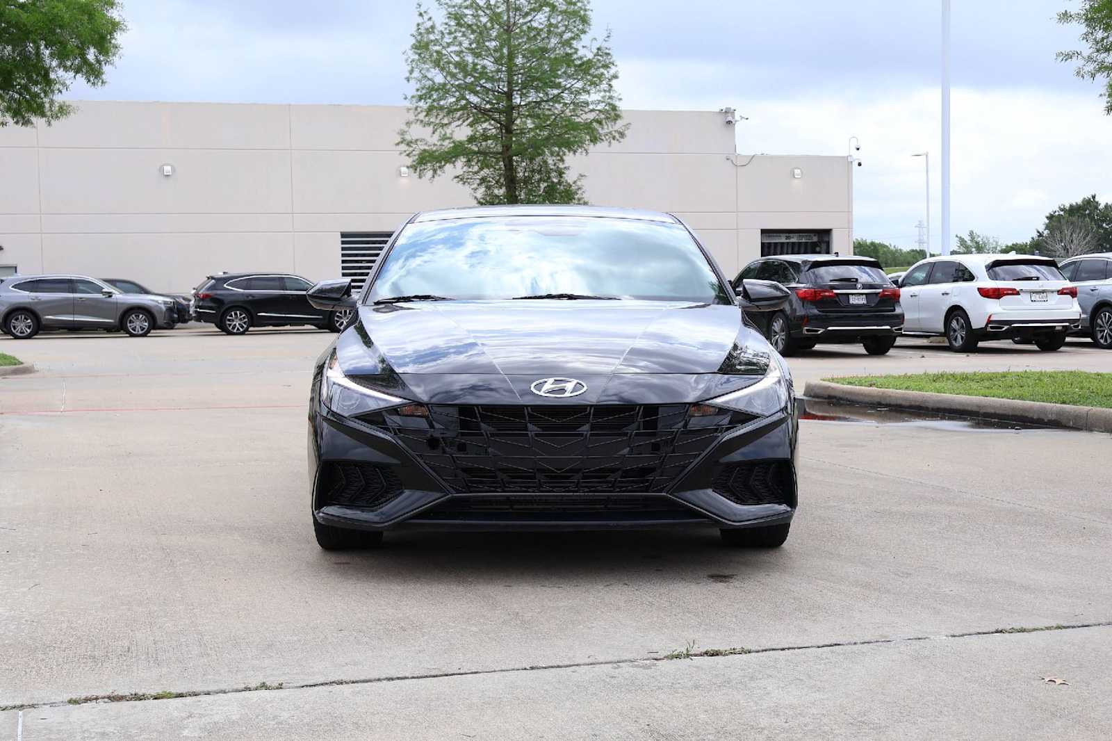 Thumbnail: 2023 Hyundai Elantra - 6