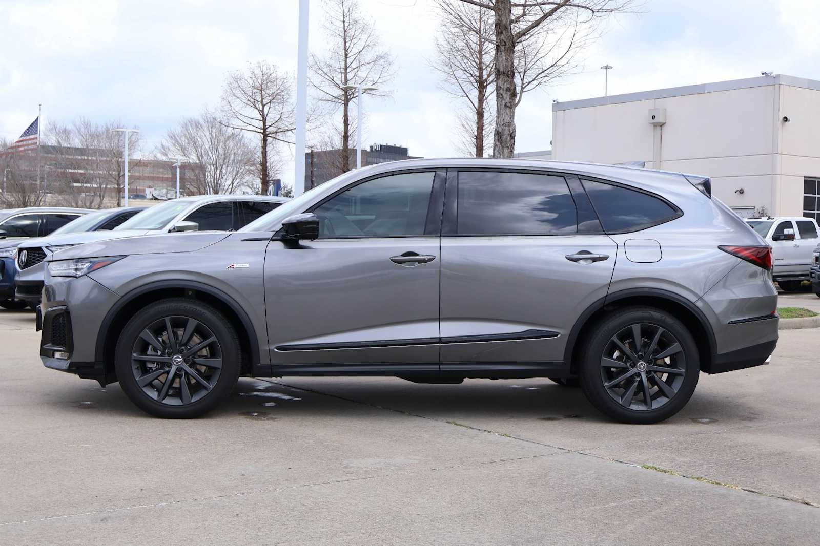 Thumbnail: 2025 Acura MDX - 3