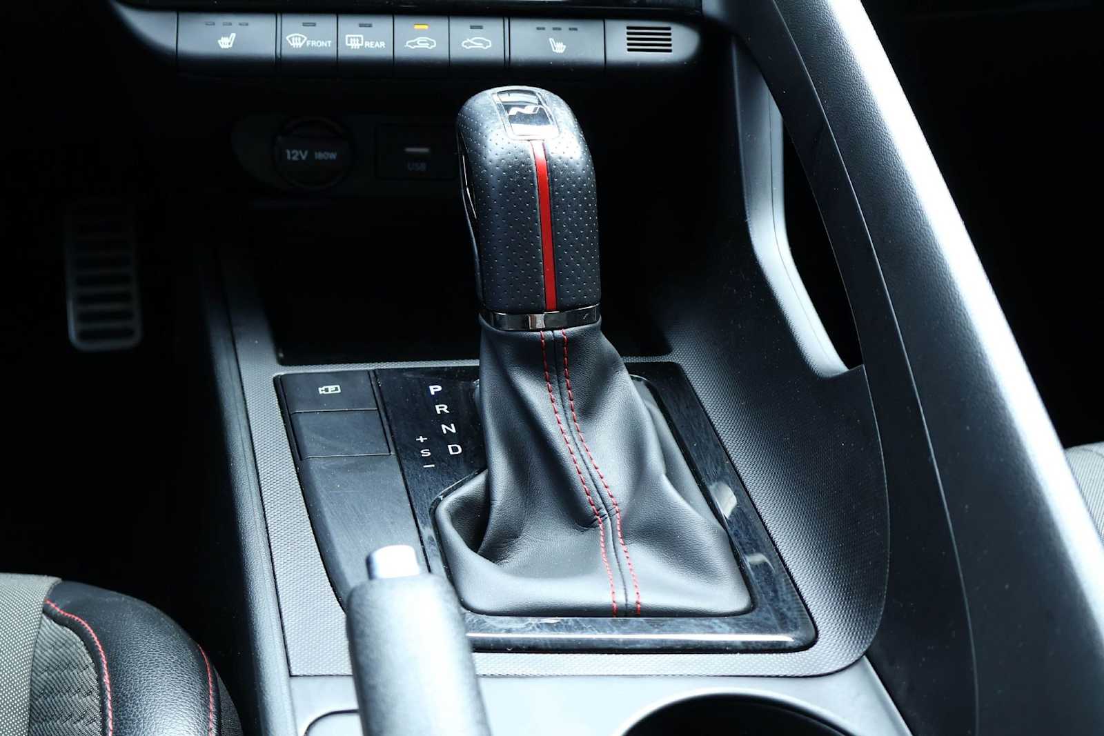 Thumbnail: 2023 Hyundai Elantra - 17