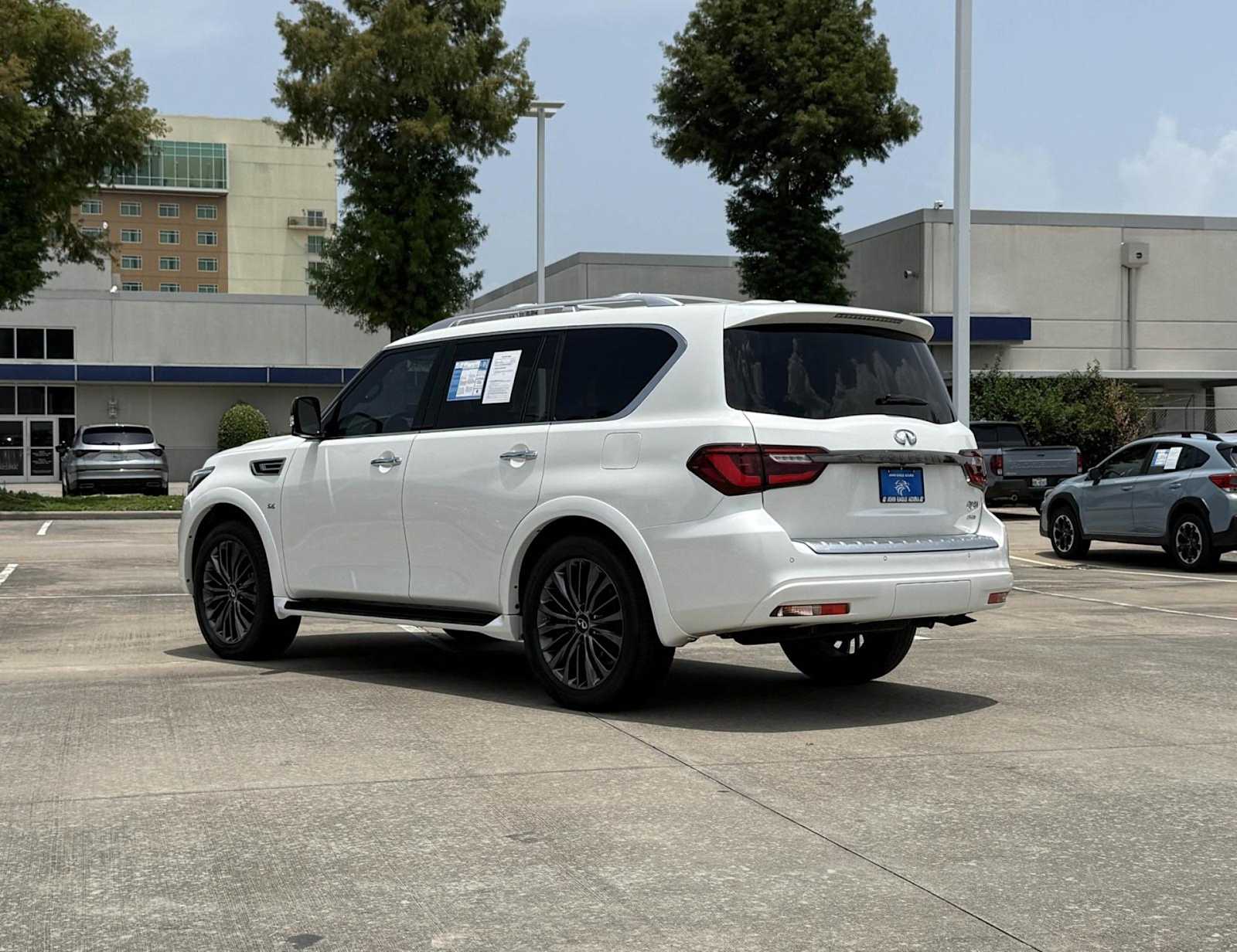 Thumbnail: 2020 INFINITI QX80 - 4