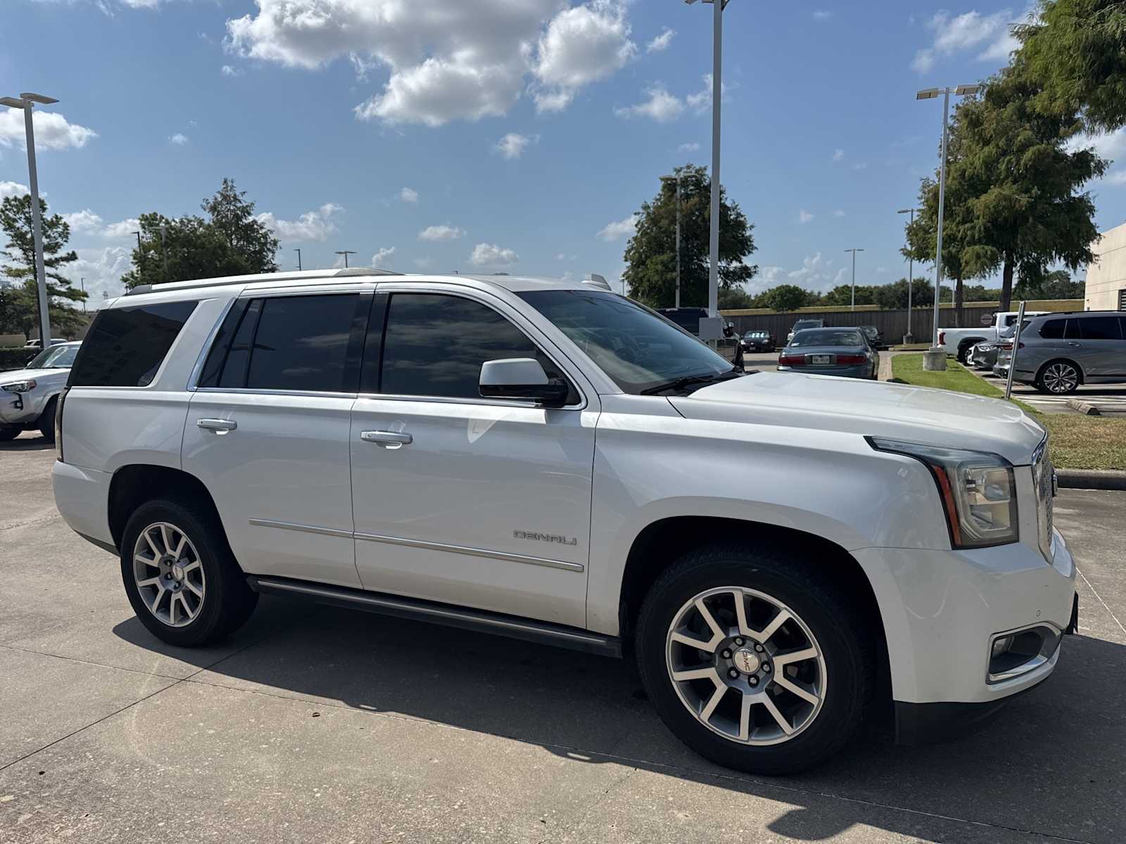 Thumbnail: 2017 GMC Yukon - 5