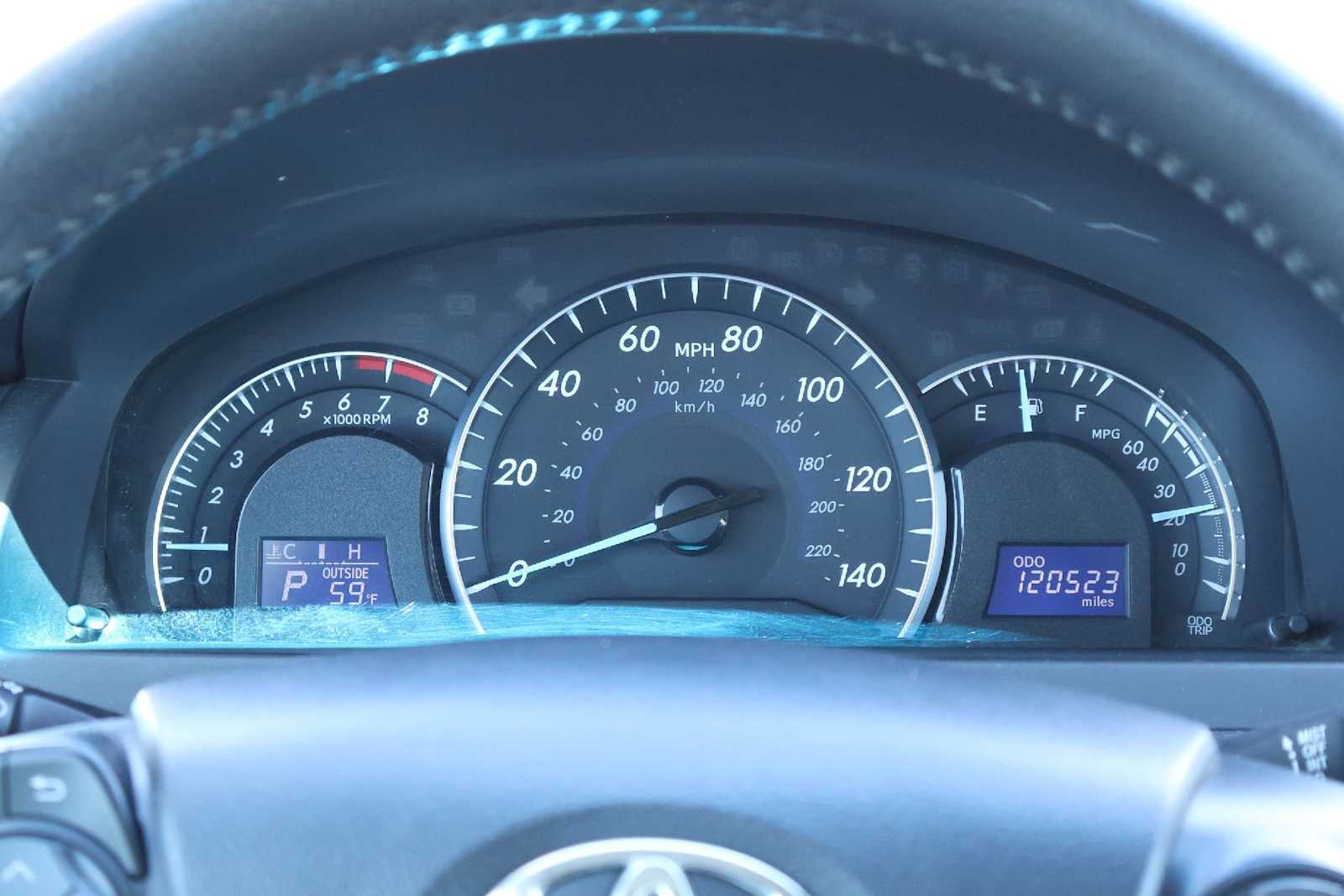 Thumbnail: 2013 Toyota Camry - 18