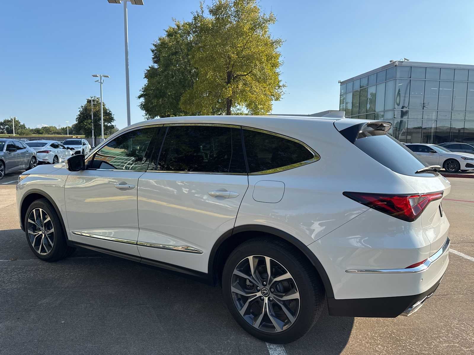 Thumbnail: 2023 Acura MDX - 3