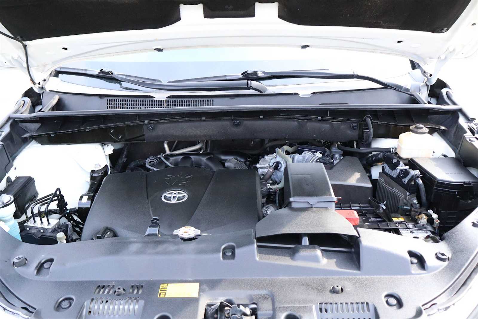 Thumbnail: 2018 Toyota Highlander - 9