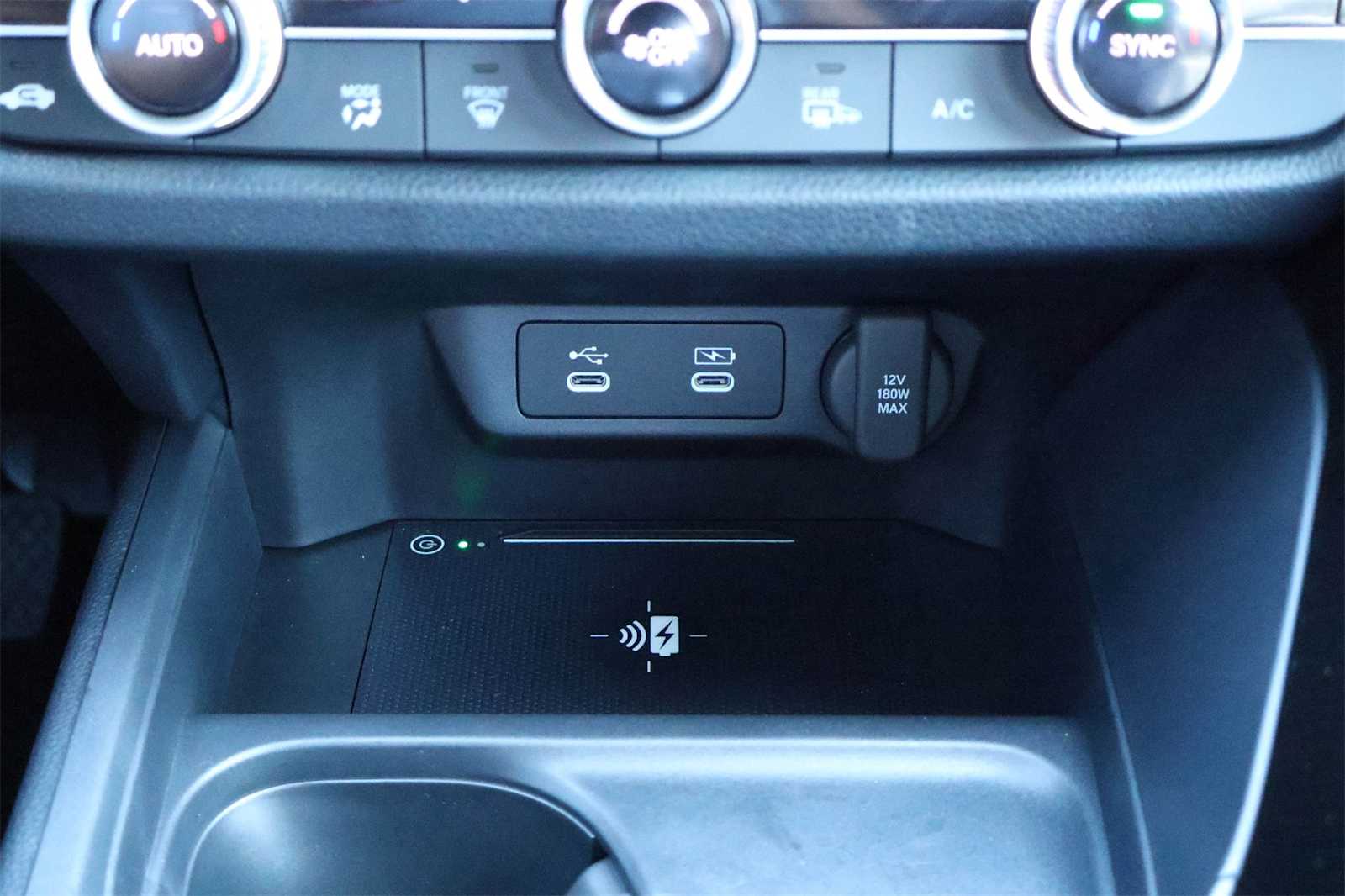 Thumbnail: 2025 Acura ADX - 26