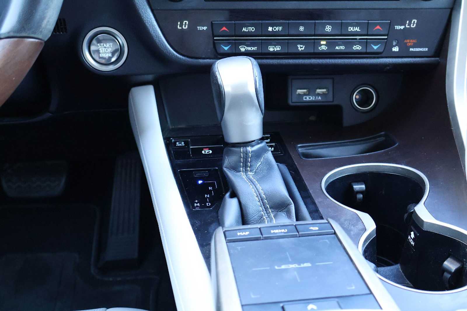 Thumbnail: 2020 Lexus RX - 16